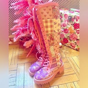 Dolls kill size 7 boots